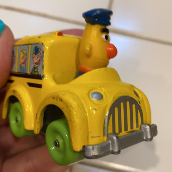 Sesame Street Henson Muppets, 1982 Playskool bus - Picture 9 of 10